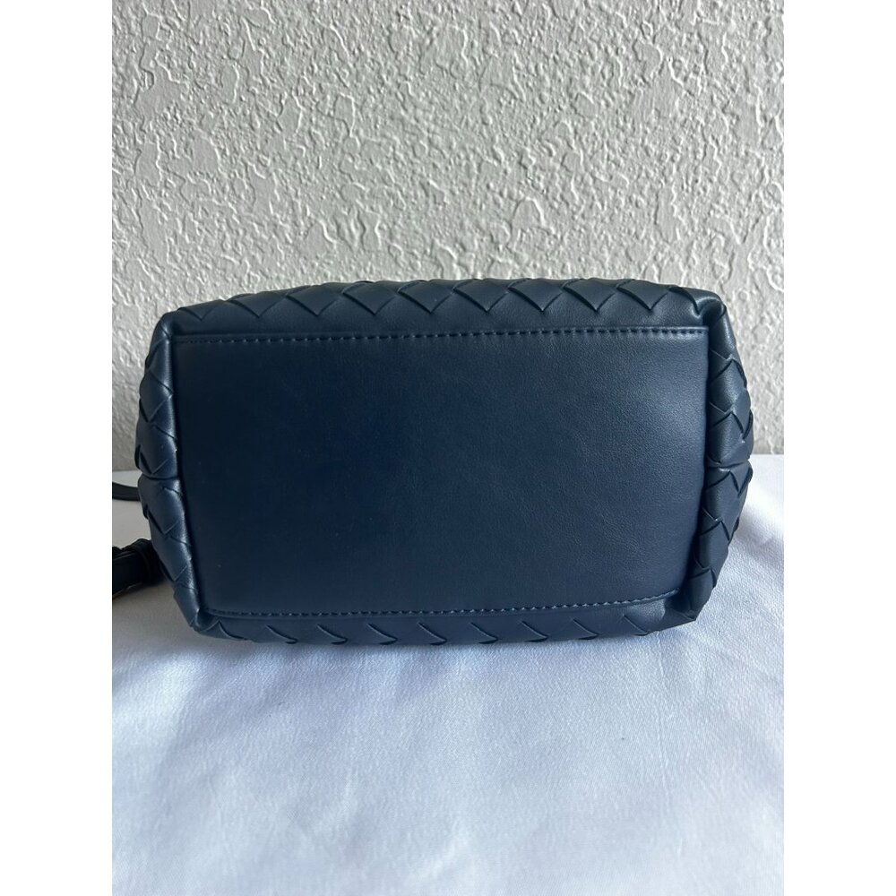 Urban Expressions Hobo Crossbody Women's Navy Blue Faux Leather Woven Purse - Picture 5 of 7